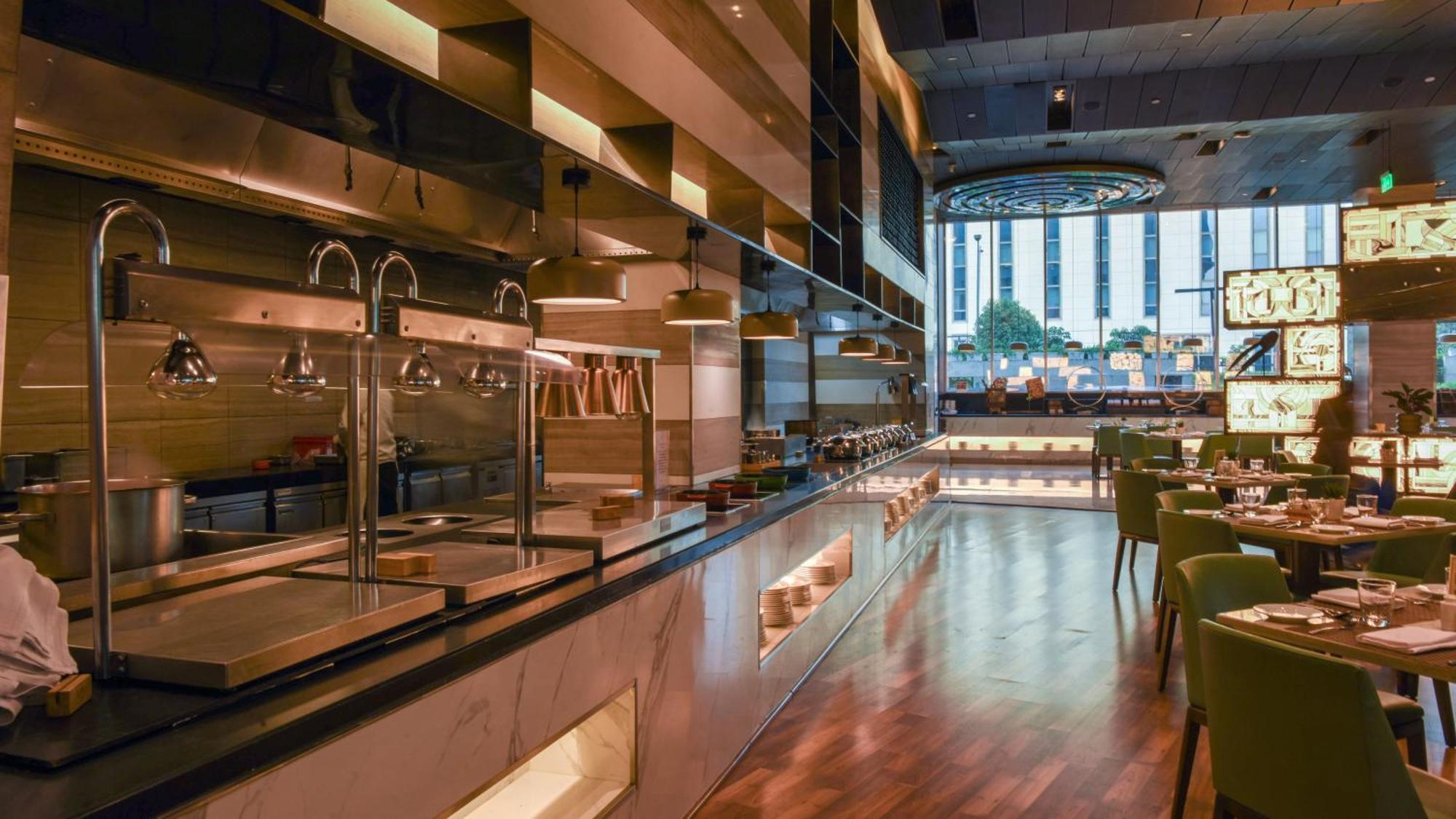 Holiday Inn New Delhi Aerocity By Ihg Exterior foto The kitchen at the restaurant