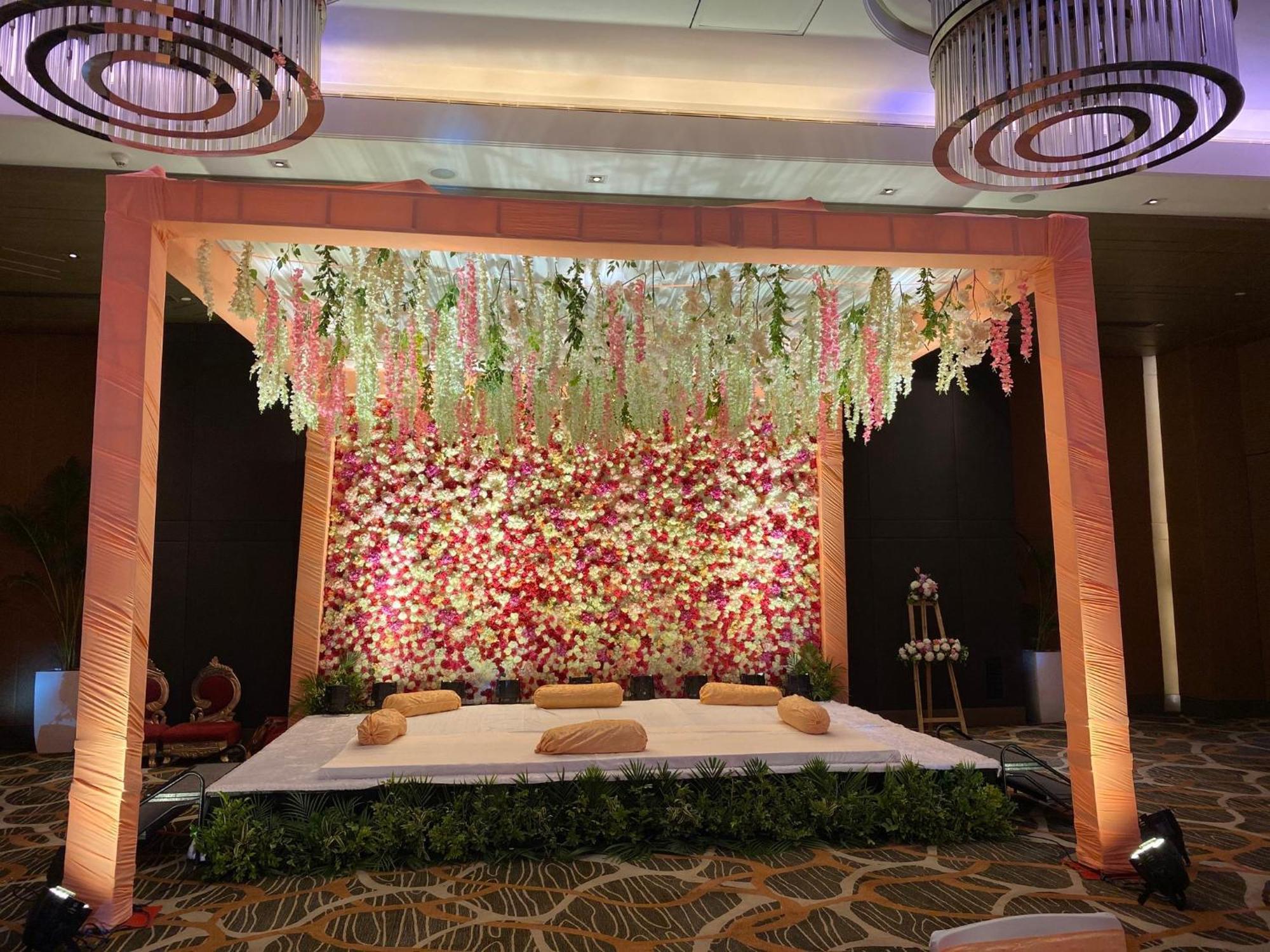 Holiday Inn New Delhi Aerocity By Ihg Exterior foto A mandap at a wedding